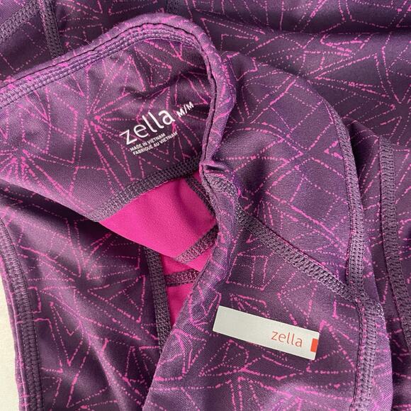 Zella Women's Capri Leggings Purple Pink Size Medium Night Sky Print 18" Inseam - Picture 4 of 4